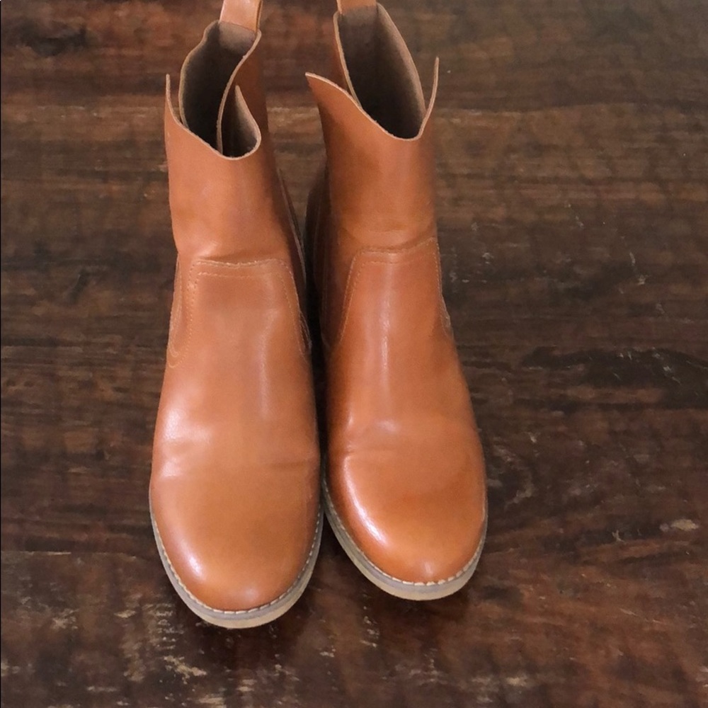 Mossimo boots